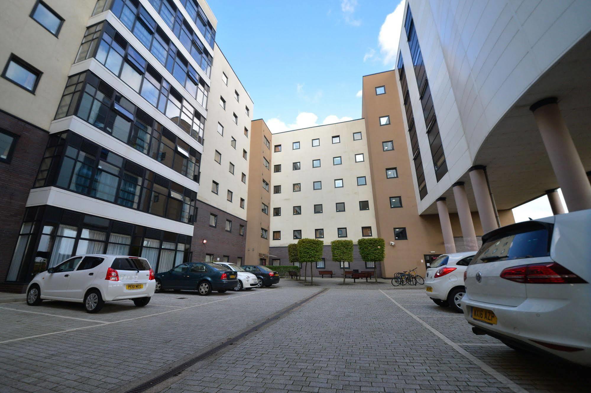 Newport Student Village Exterior foto